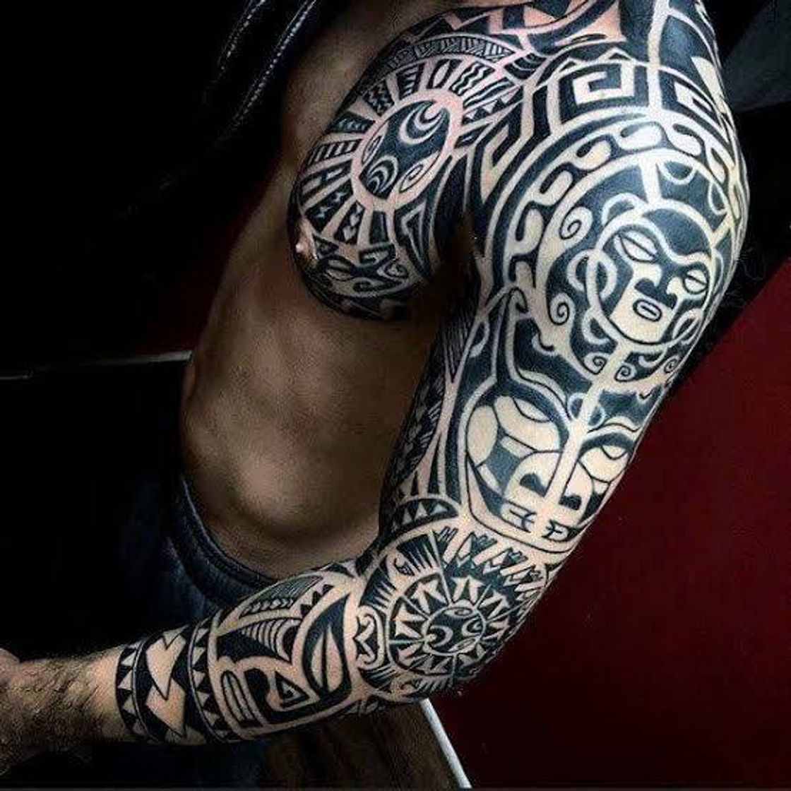 Fashion Tatuagem linda tribal