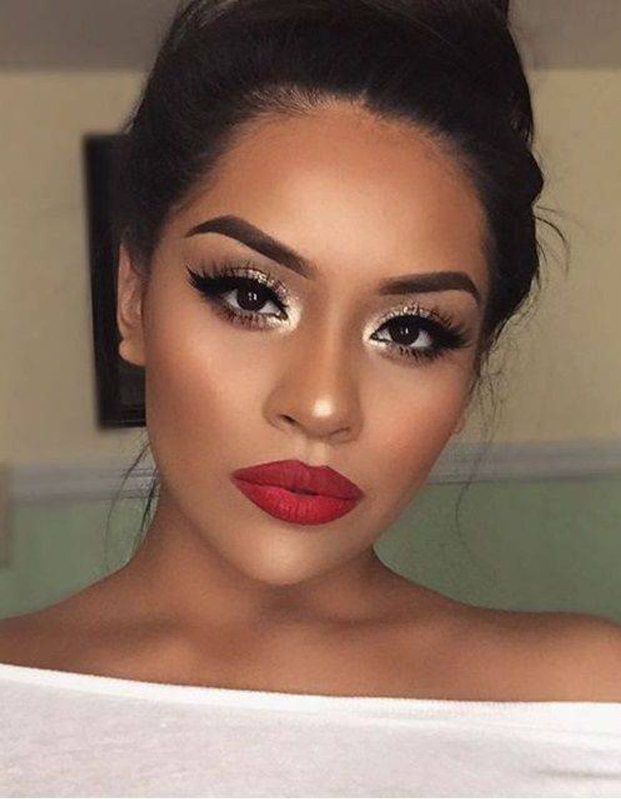 Social Com esse curso você será uma maquiadora profissional! - By Lu silva
