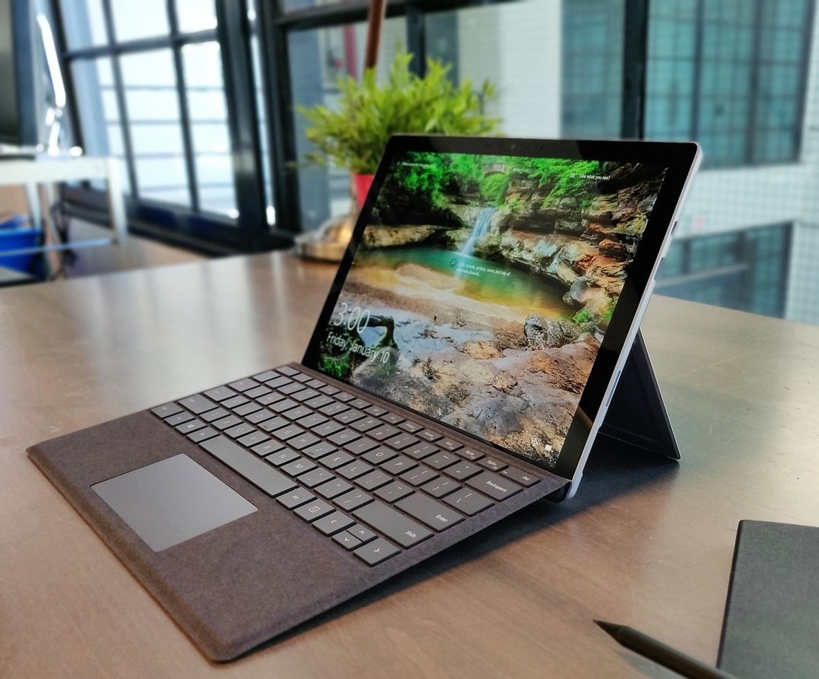 Social Microsoft Surface Pro 7 - Ordenador portátil 2 en 1 de 12.3"