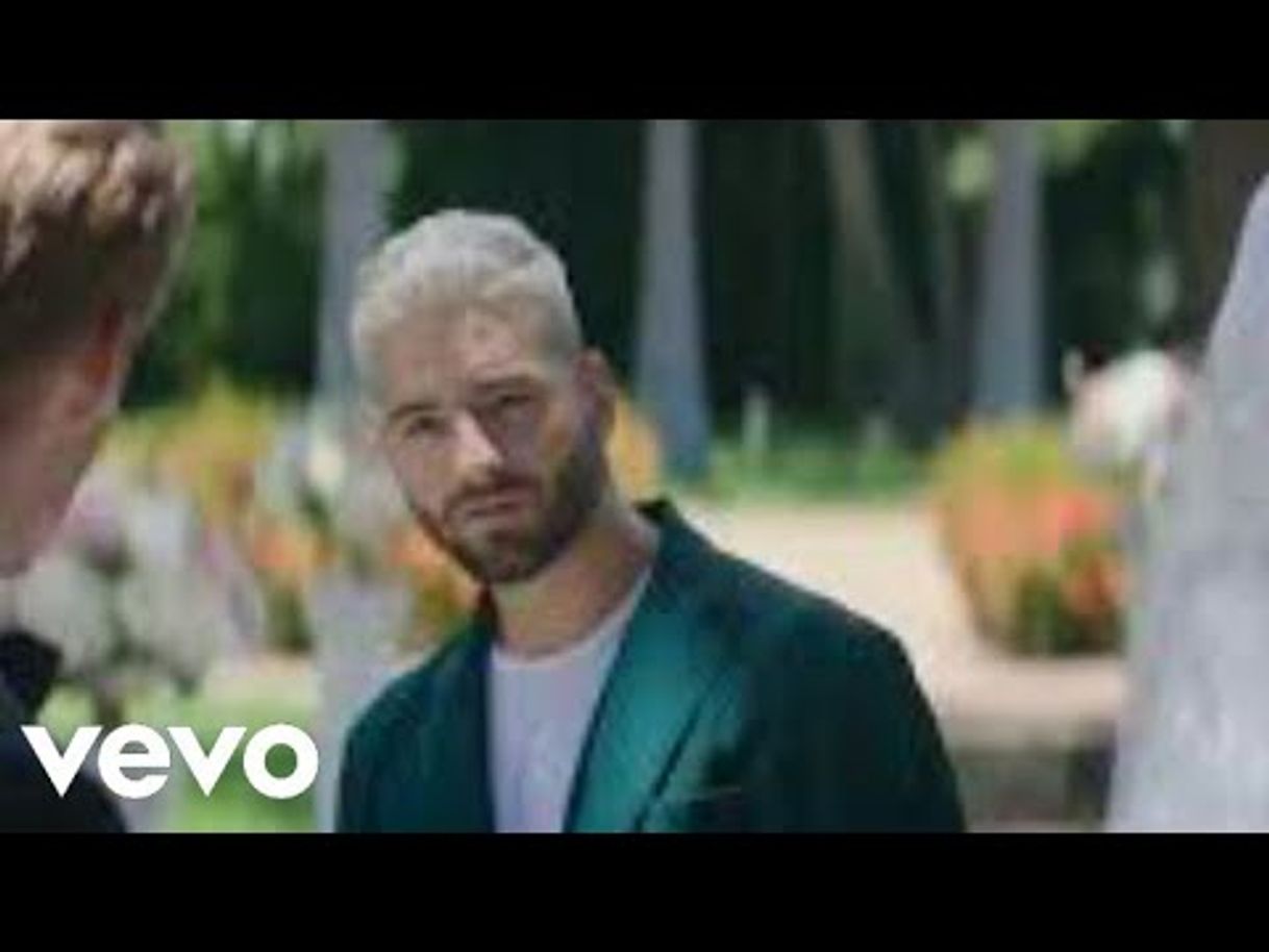 Canción Maluma - Hawái (Official Video) - YouTube