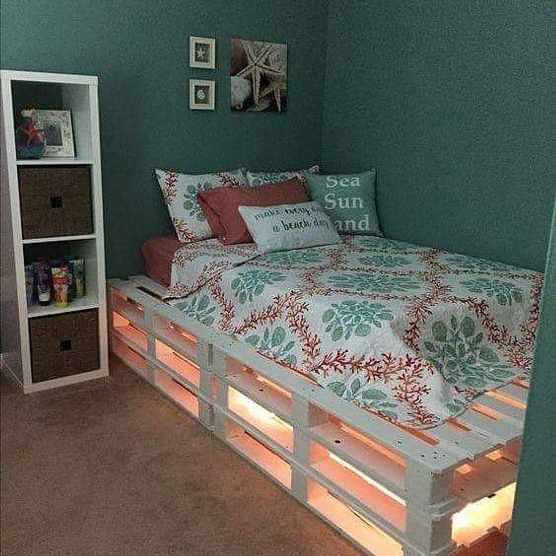 Moda Cama feita de pallet