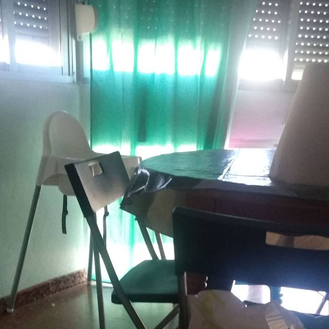 La trona con cinturón de seguridad