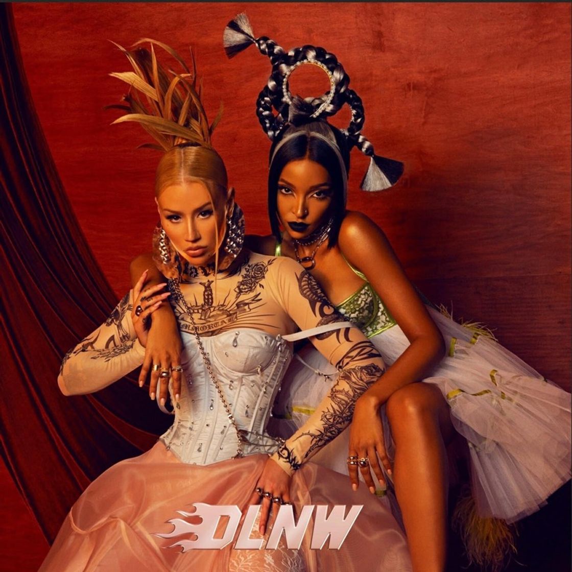 Fashion Iggy Azalea, Tinashe - Dance Like Nobody’s Watching