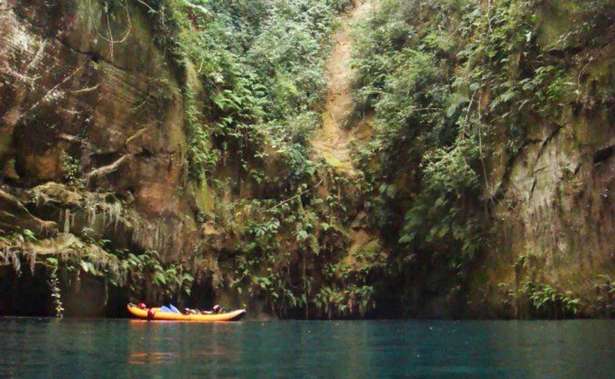 Lugar Caverna Acuática Kururu Kua