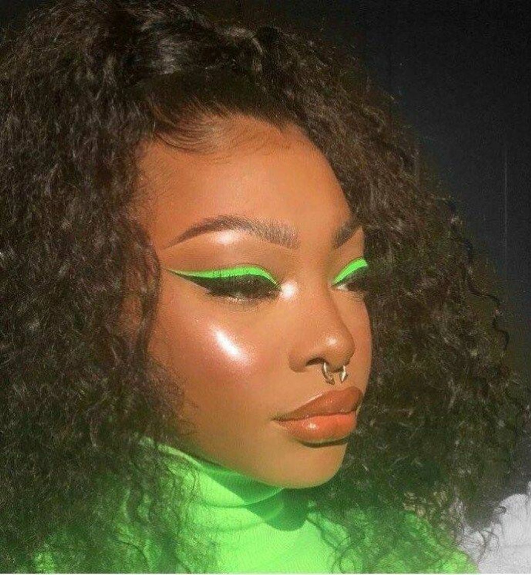 Fashion Green vibe. 💚