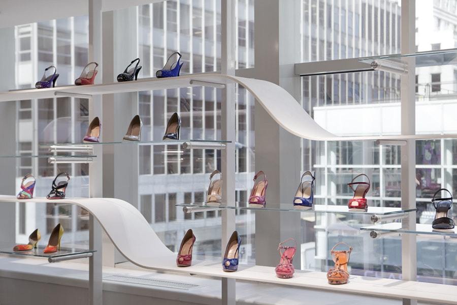 Place Stuart Weitzman