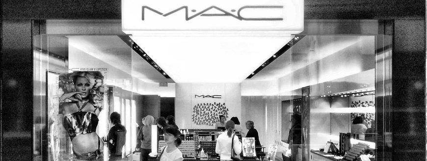 Place M.A.C. Cosmetics