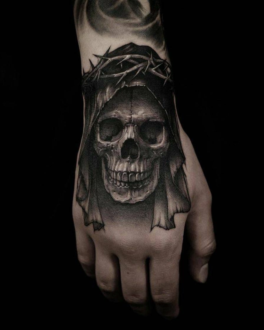 Social Tatuagem caveira para mão
