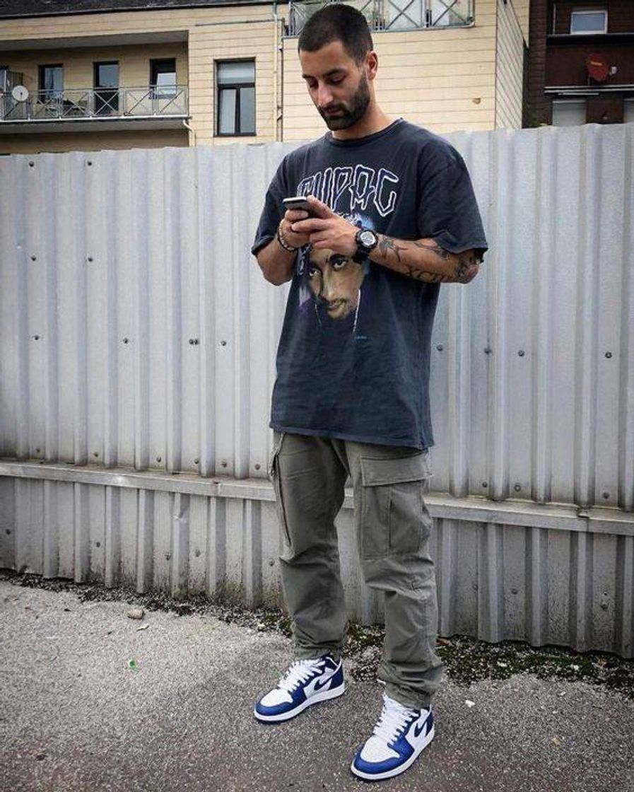 Social outfit