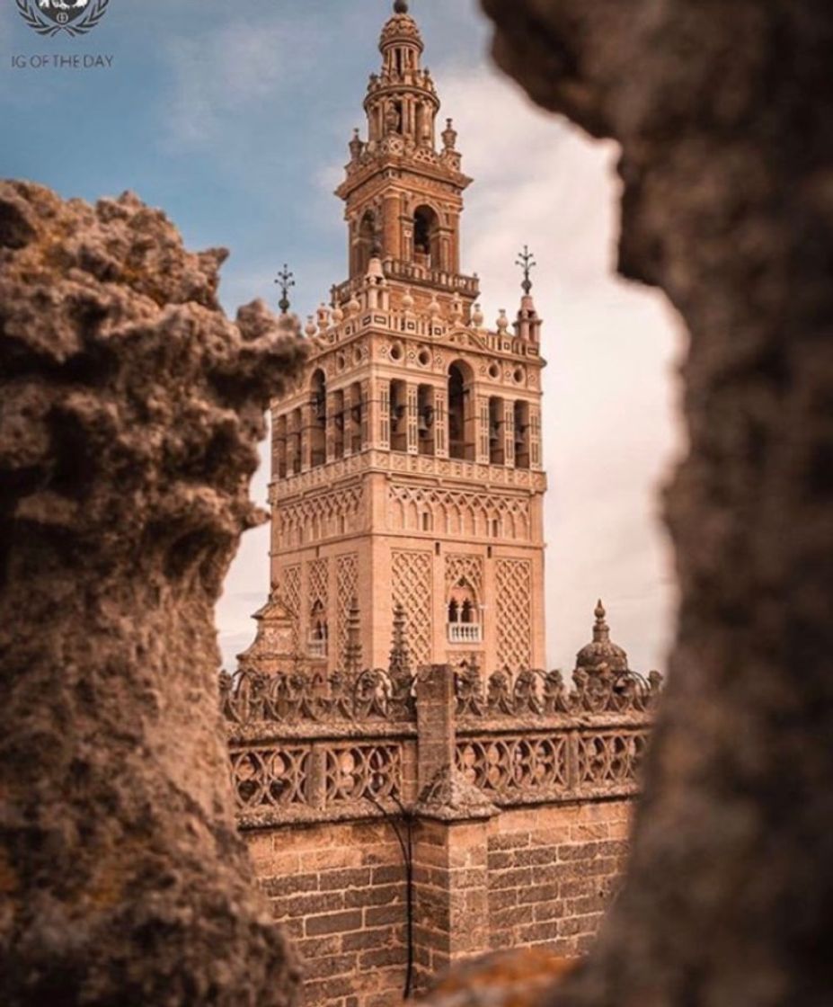 Lugar La Giralda 