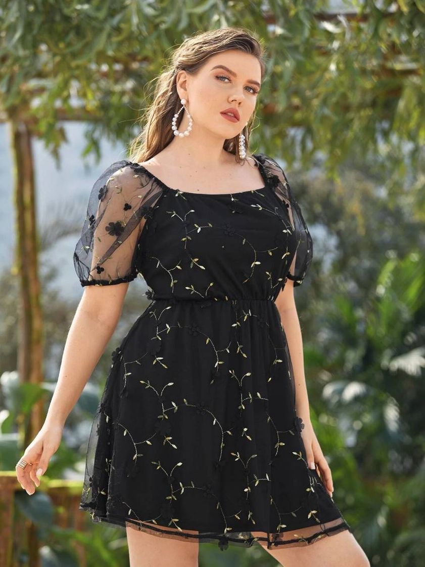 Moda Vestido Preto Boho com Apliques de Plantas — SHEIN Curve