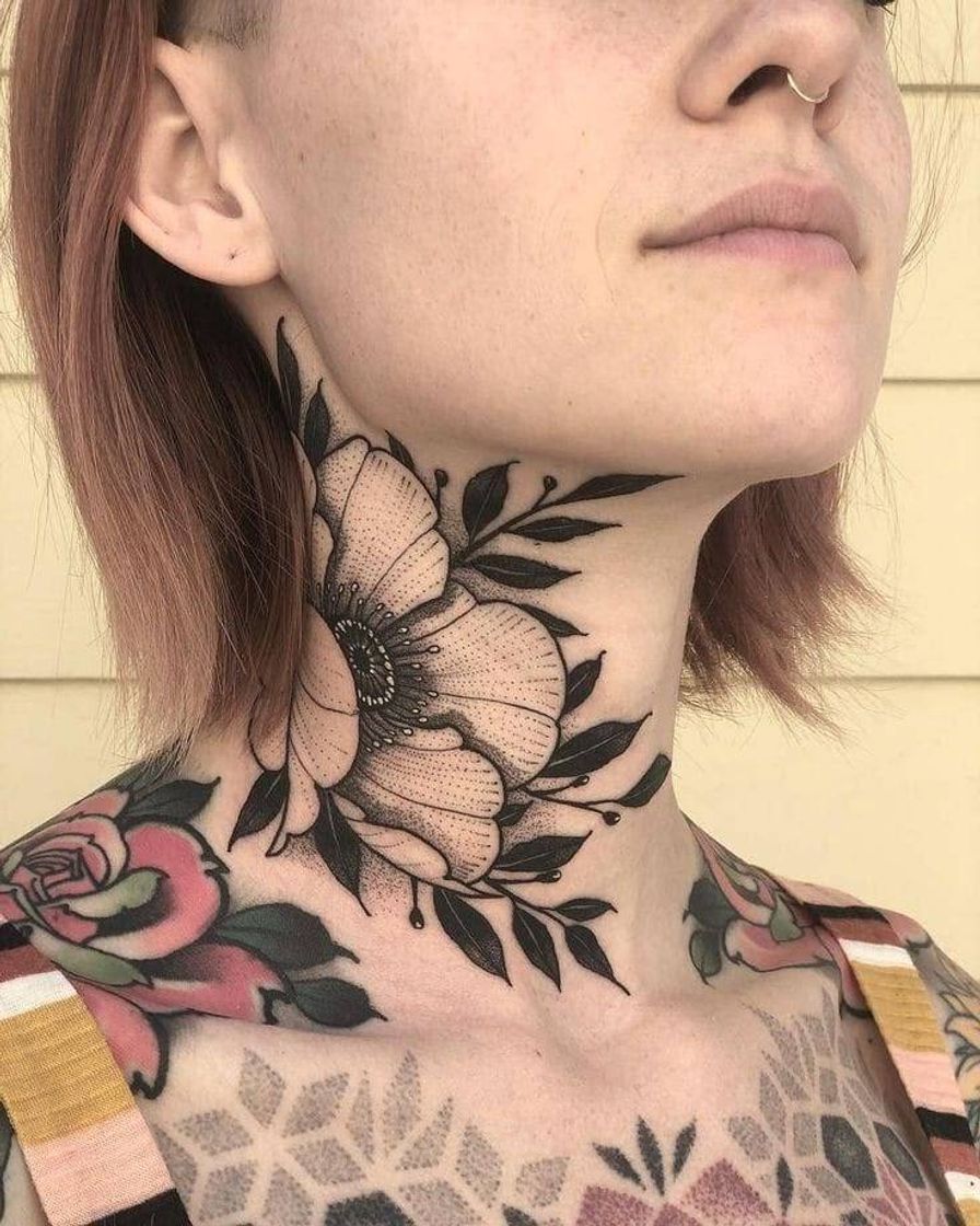 Fashion tatuagem pescoço 5 