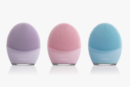 FOREO LUNA 3 for Normal Skin, Smart Facial Cleansing and Fir