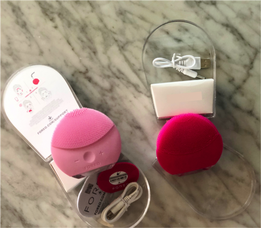 Social ESCOVA DE LIMPEZA ELÉTRICA - “FOREO FAKE”