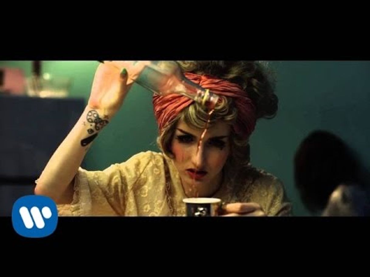 Fashion sippy cup - melanie martinez