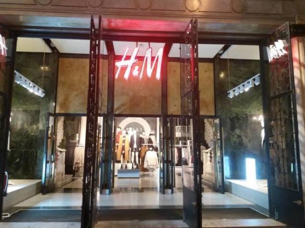 Place H&M