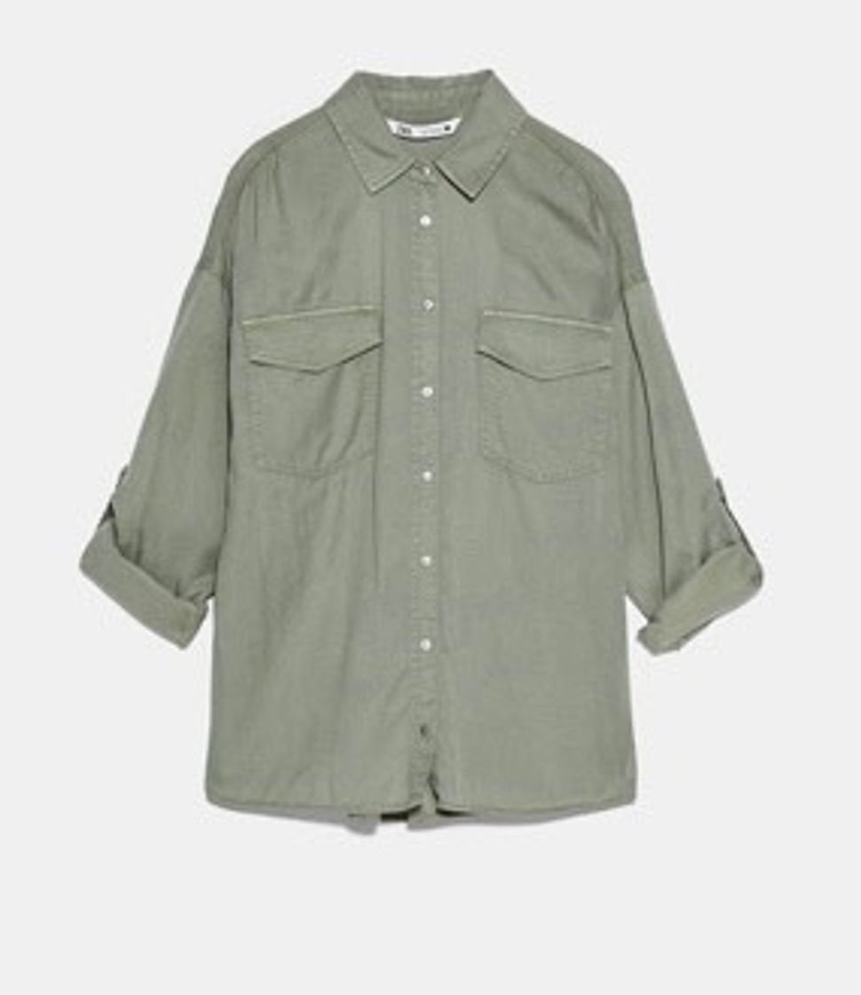 Producto Camisa verde con bolsillos 