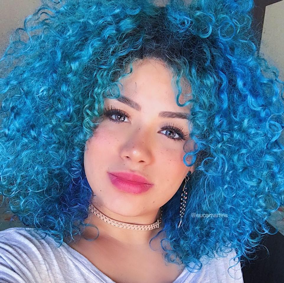 Moda Todecacho como pintar o cabelo de azul 