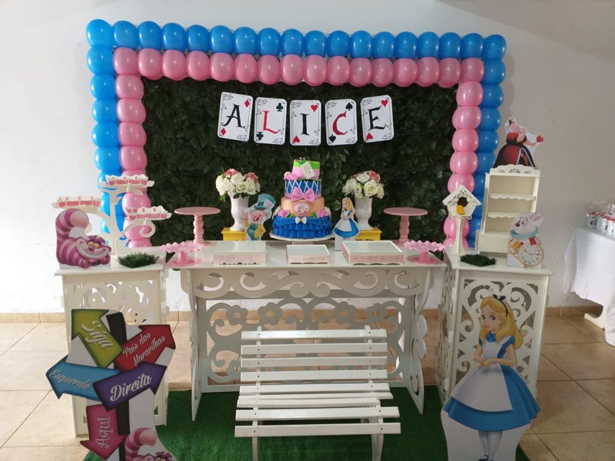 Social Promoção decoracao aniversário Alice no País das maravilhas 