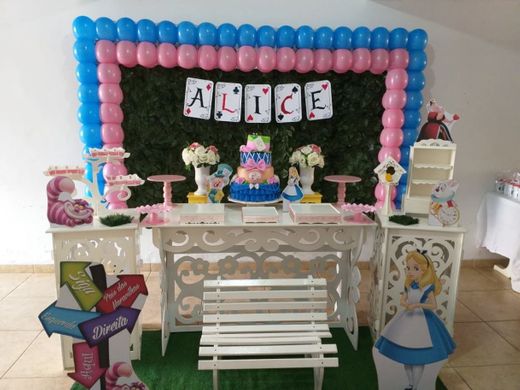Promoção decoracao aniversário Alice no País das maravilhas 