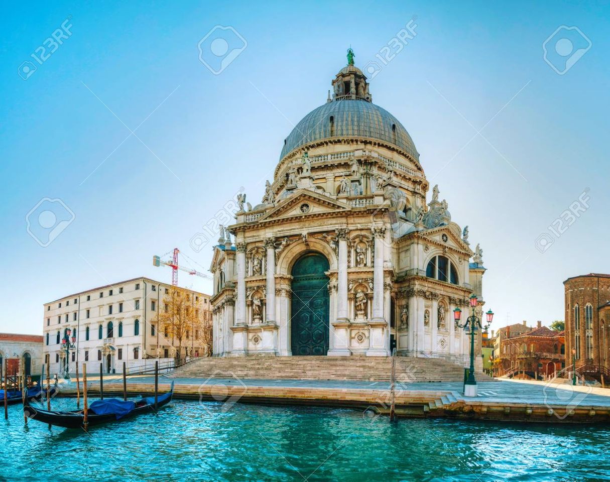 Place Basilica de Santa Maria della Salud