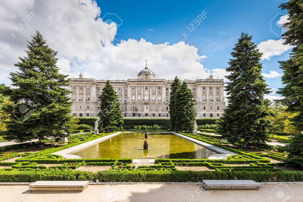 Lugar Jardines de Sabatini