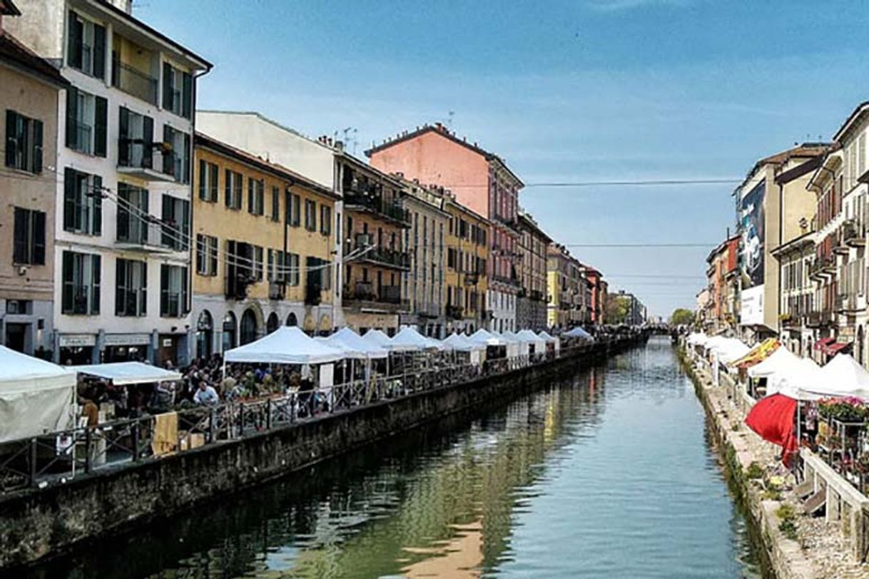 Place Naviglio Grande