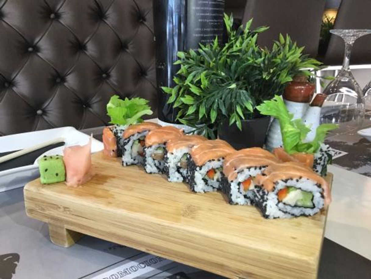 Restaurantes IZKY Sushi Bar St. Cugat