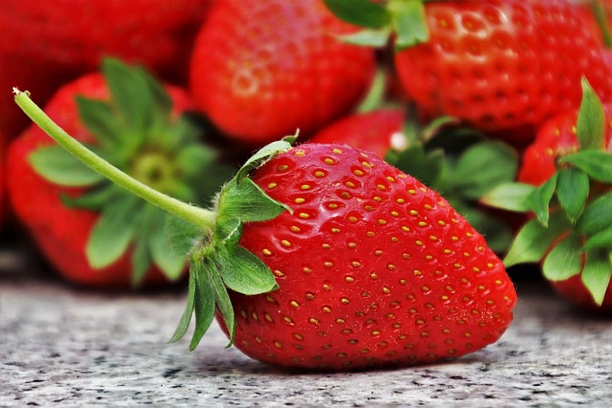 Fashion Fresa: 8 propiedades de las fresas que te sorprenderán ...