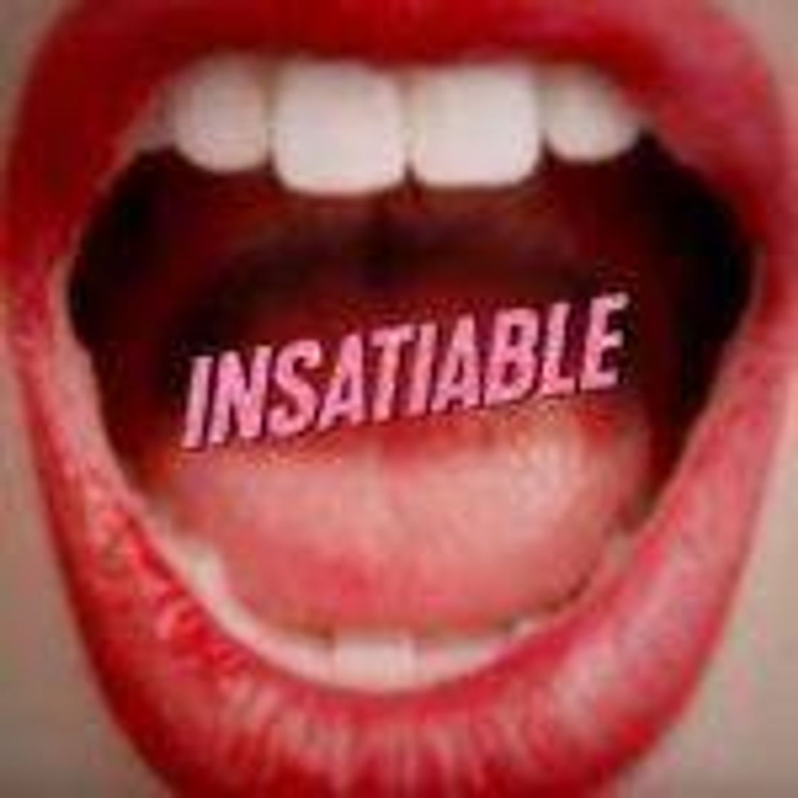 Moda Insatiable Wallpaper