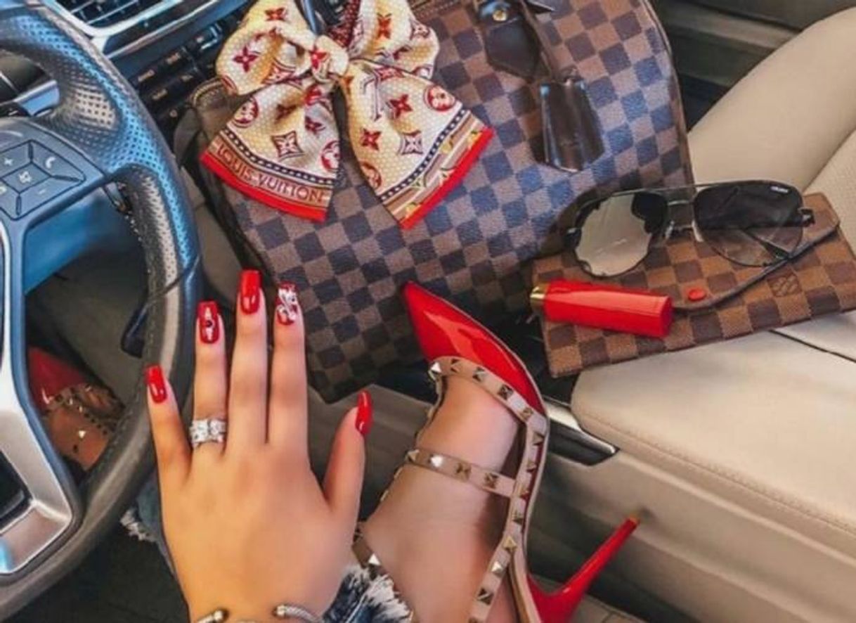 Fashion Red with lv