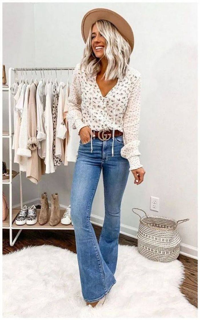 Moda Calça flare 😍