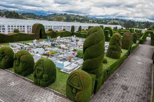 Cementerio Del Tulcan
