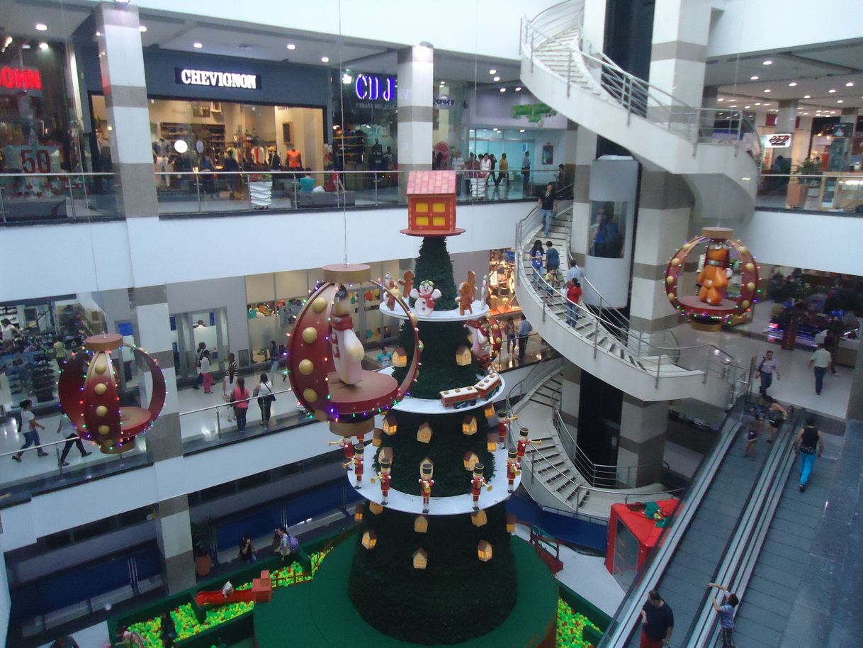 Place Megamall Centro Comercial