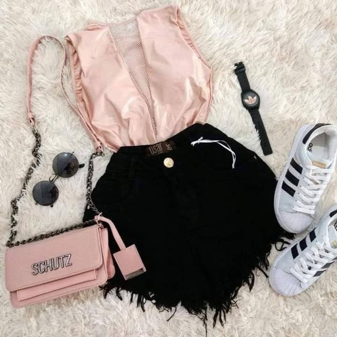 Social Pink and black 🖤 💗