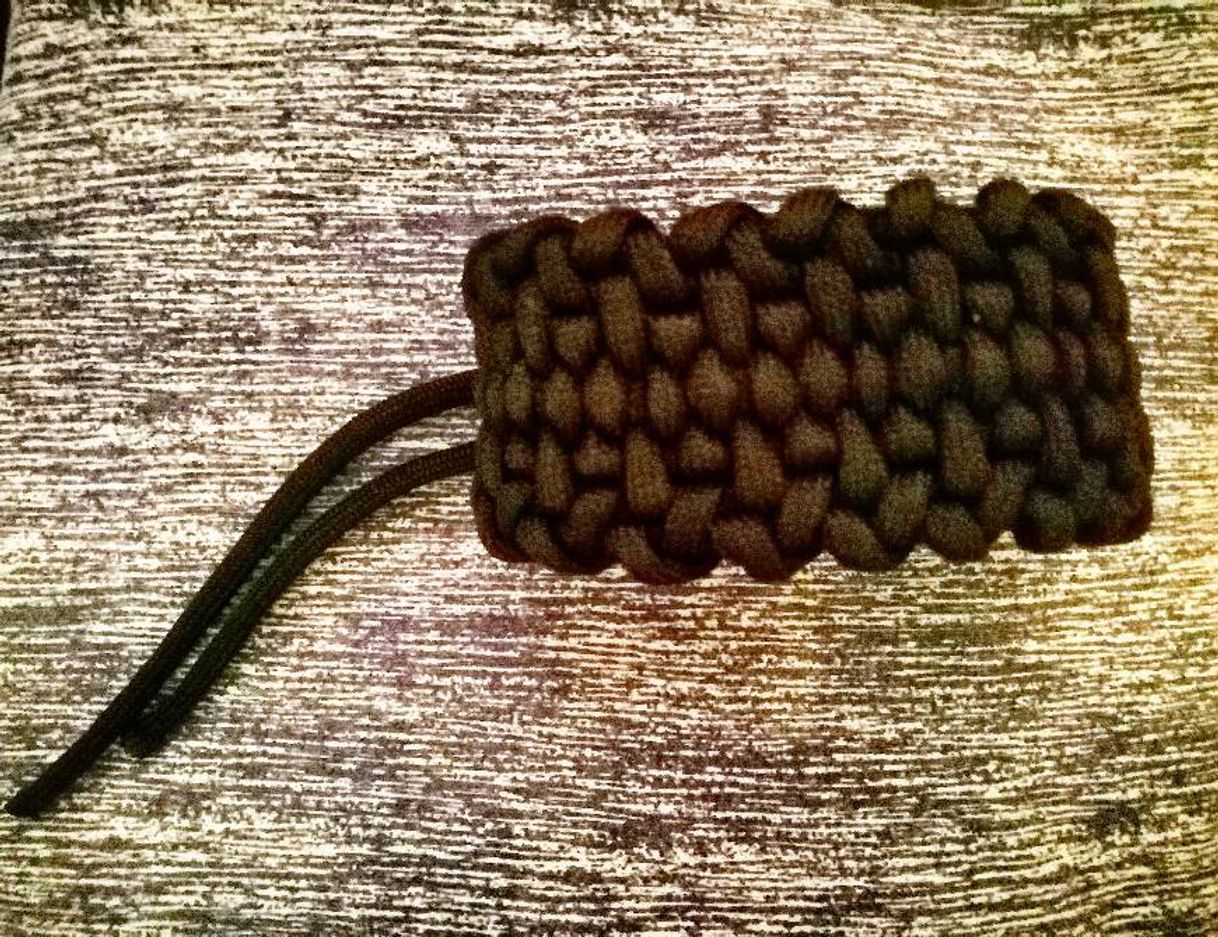 Moda Pulsera gruesa (CUERDA PARACORD NEGRO) 4m+