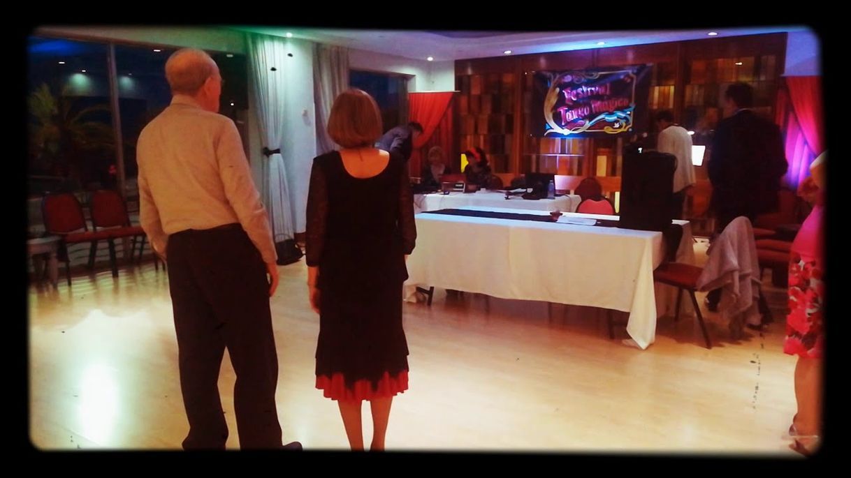 Social VALENTIN PORTO "EN ESTA NOCHE DE LUNA" - YouTube