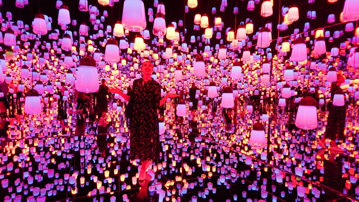 Lugar teamLab Borderless Tokyo: MORI Building DIGITAL ART MUSEUM