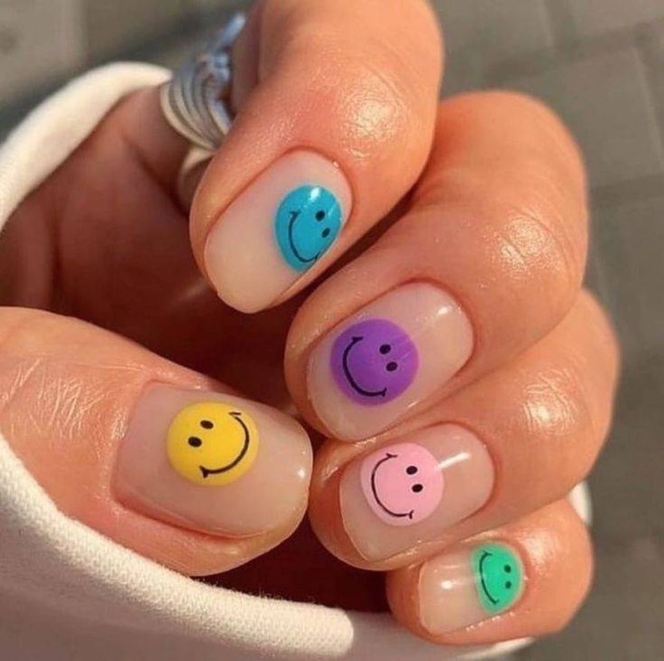 Moda unhas smile