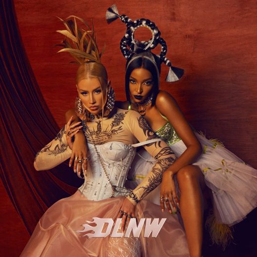 Iggy Azalea, Tinashe - Dance Like Nobody's Watching 