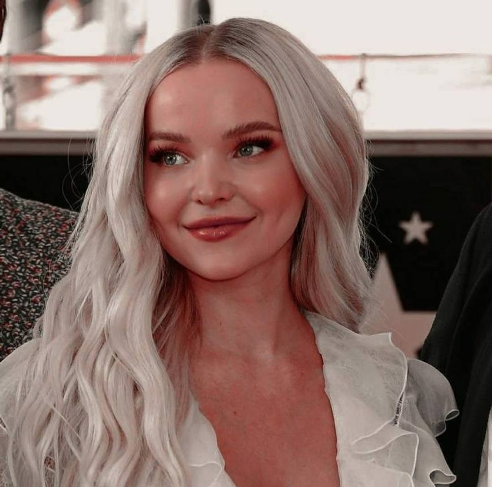 Fashion Icon Dove Cameron