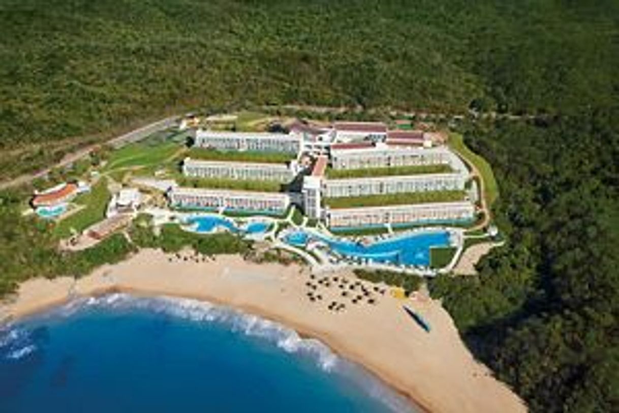 Place Secrets Huatulco Resort & Spa