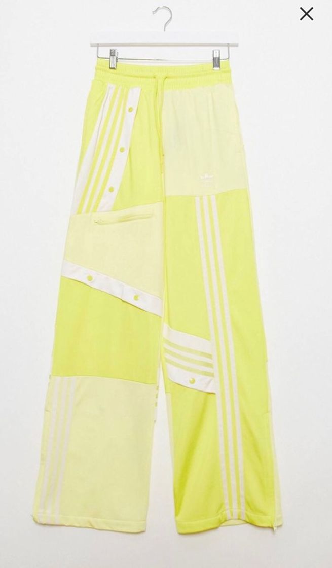 Fashion Pantalones anchos ADIDAS ORIGINALS en color amarillo 