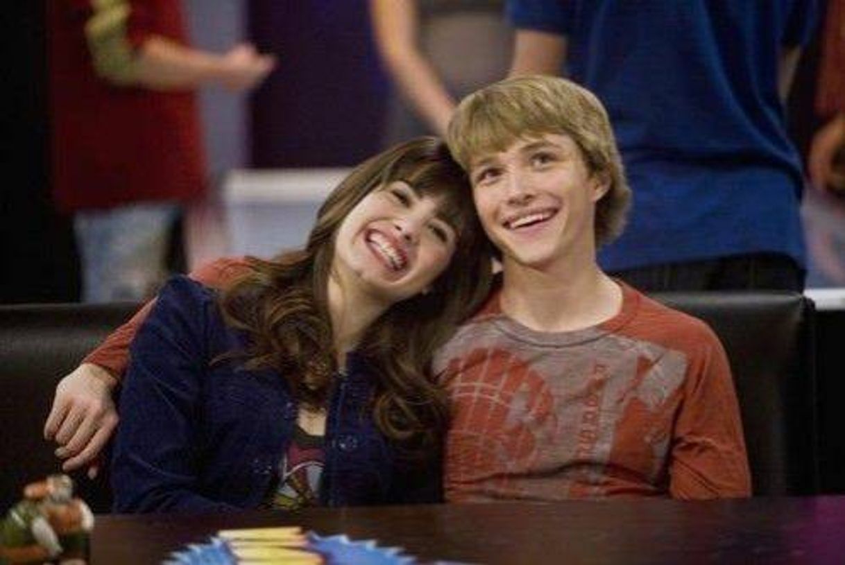 Moda História de Sunny e Chad - Sunny entre Estrelas 