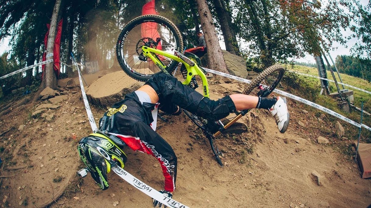 Fashion Crazy Insane Downhill Fails MTB Compilation - YouTube