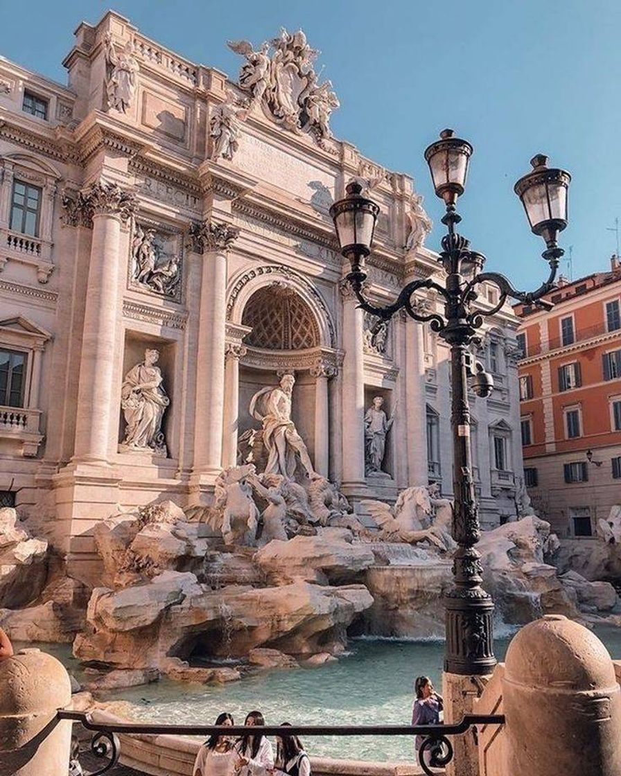 Fashion Fontana di Trevi, Roma