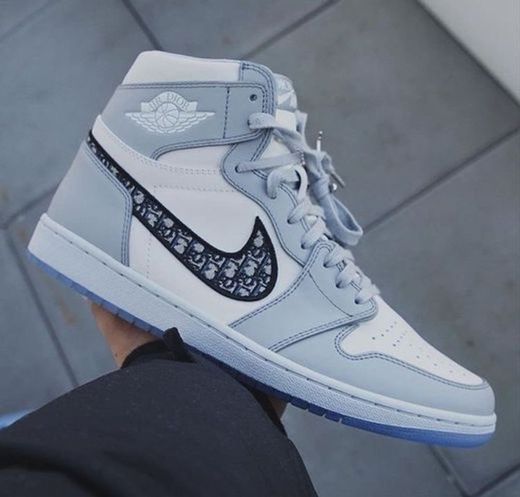 Dior Air Force 1 High 