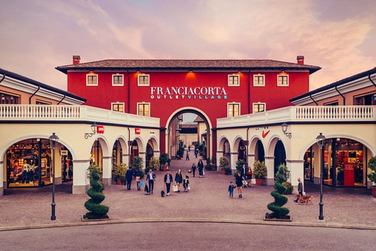 Place Franciacorta Outlet Village