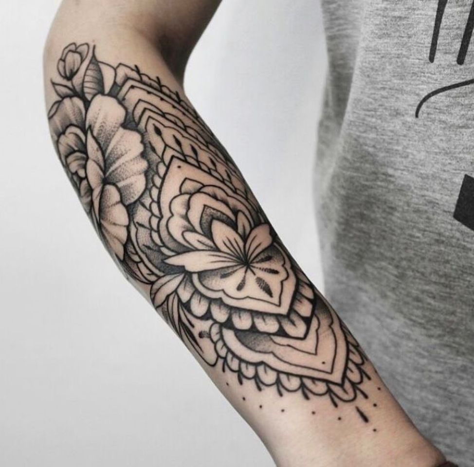 𝑇𝑎𝑡𝑡𝑜𝑠 ✍🏼