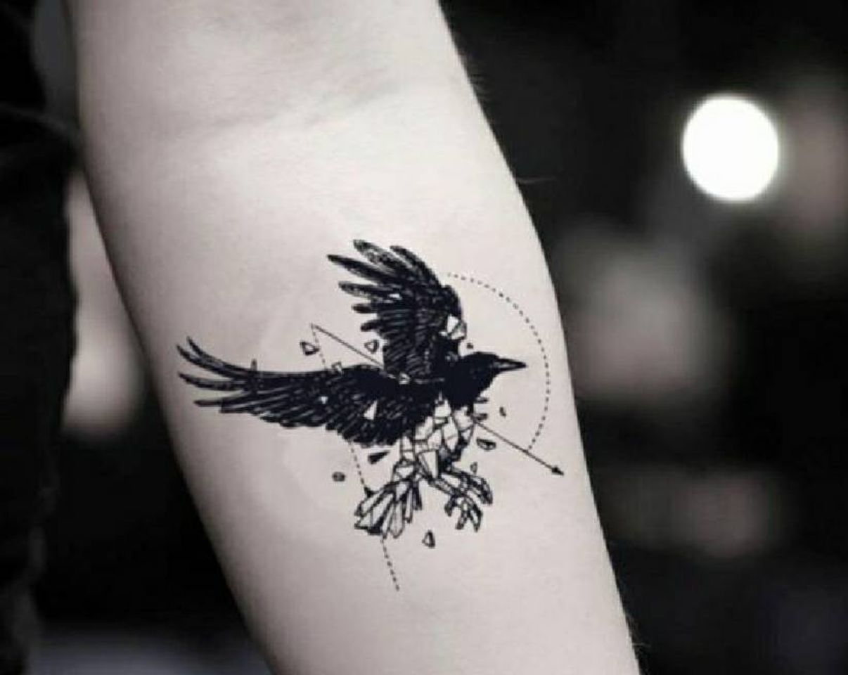 Social Tattoo cuervo